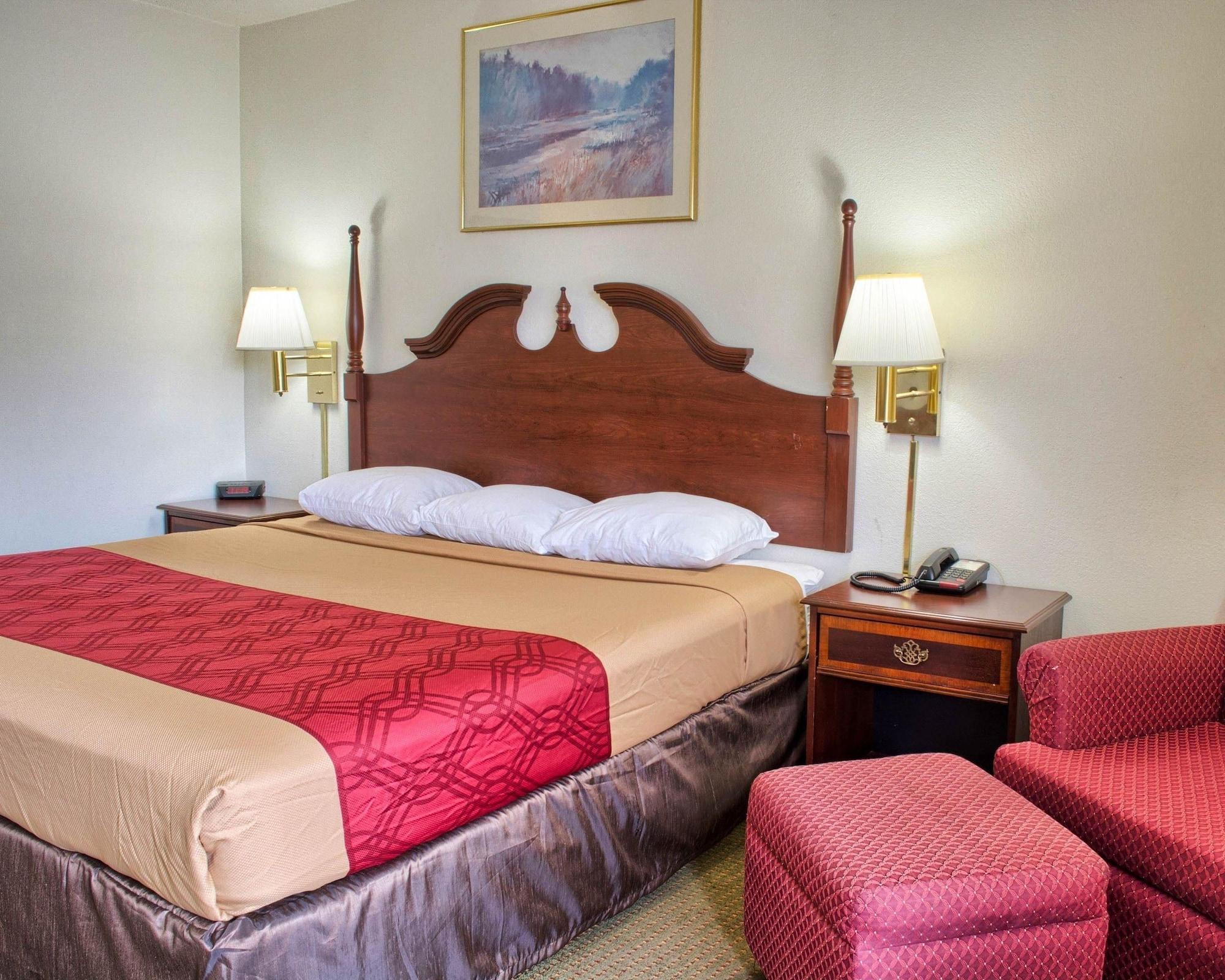 Econo Lodge Richmond Extérieur photo