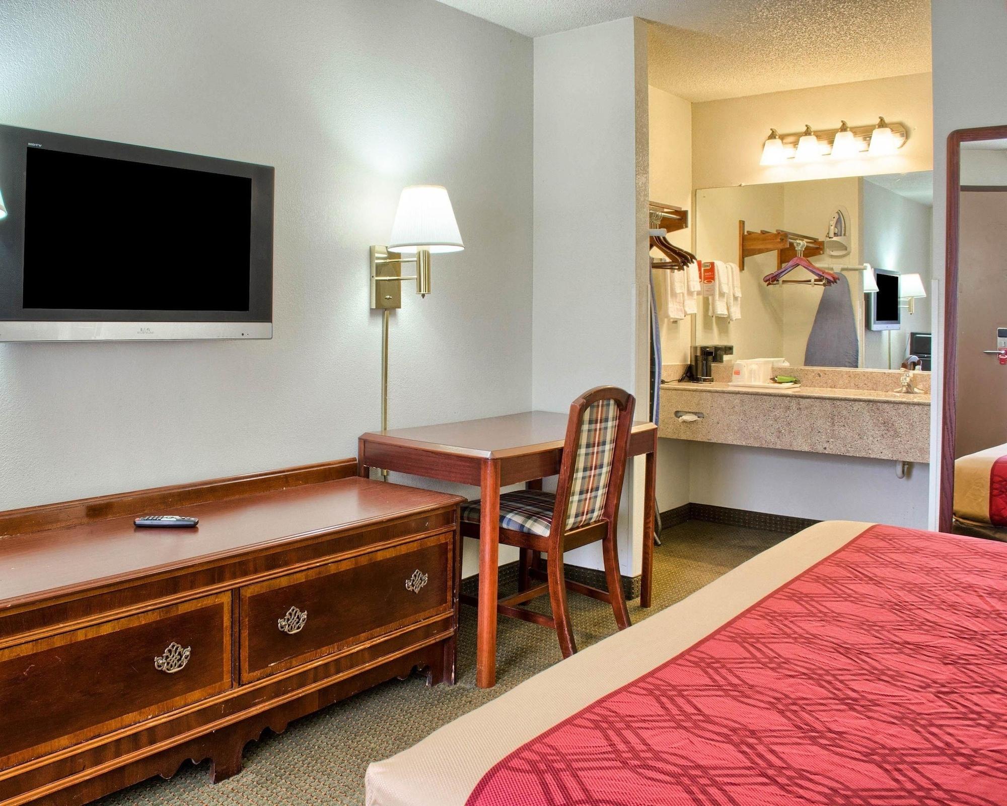 Econo Lodge Richmond Extérieur photo