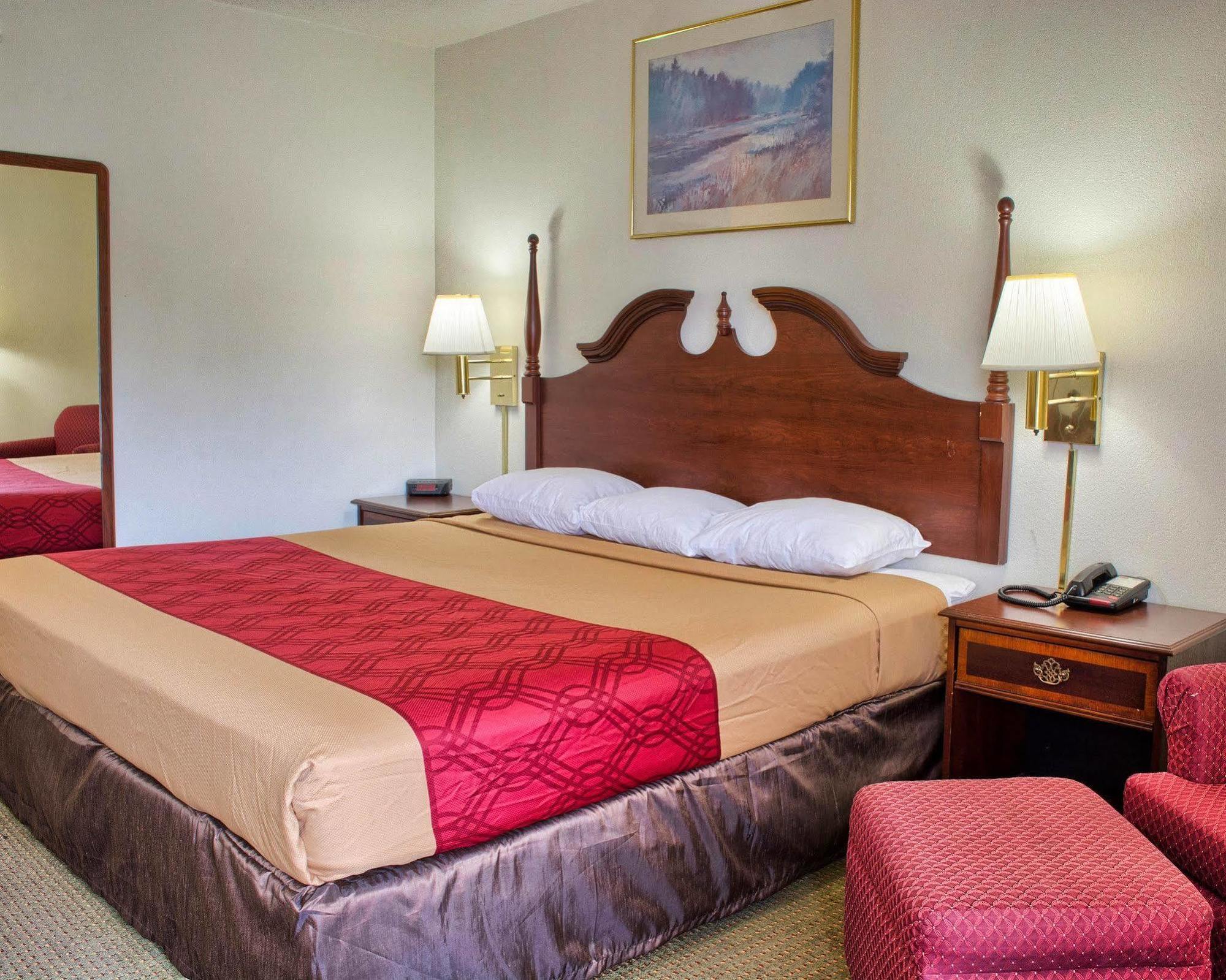Econo Lodge Richmond Extérieur photo